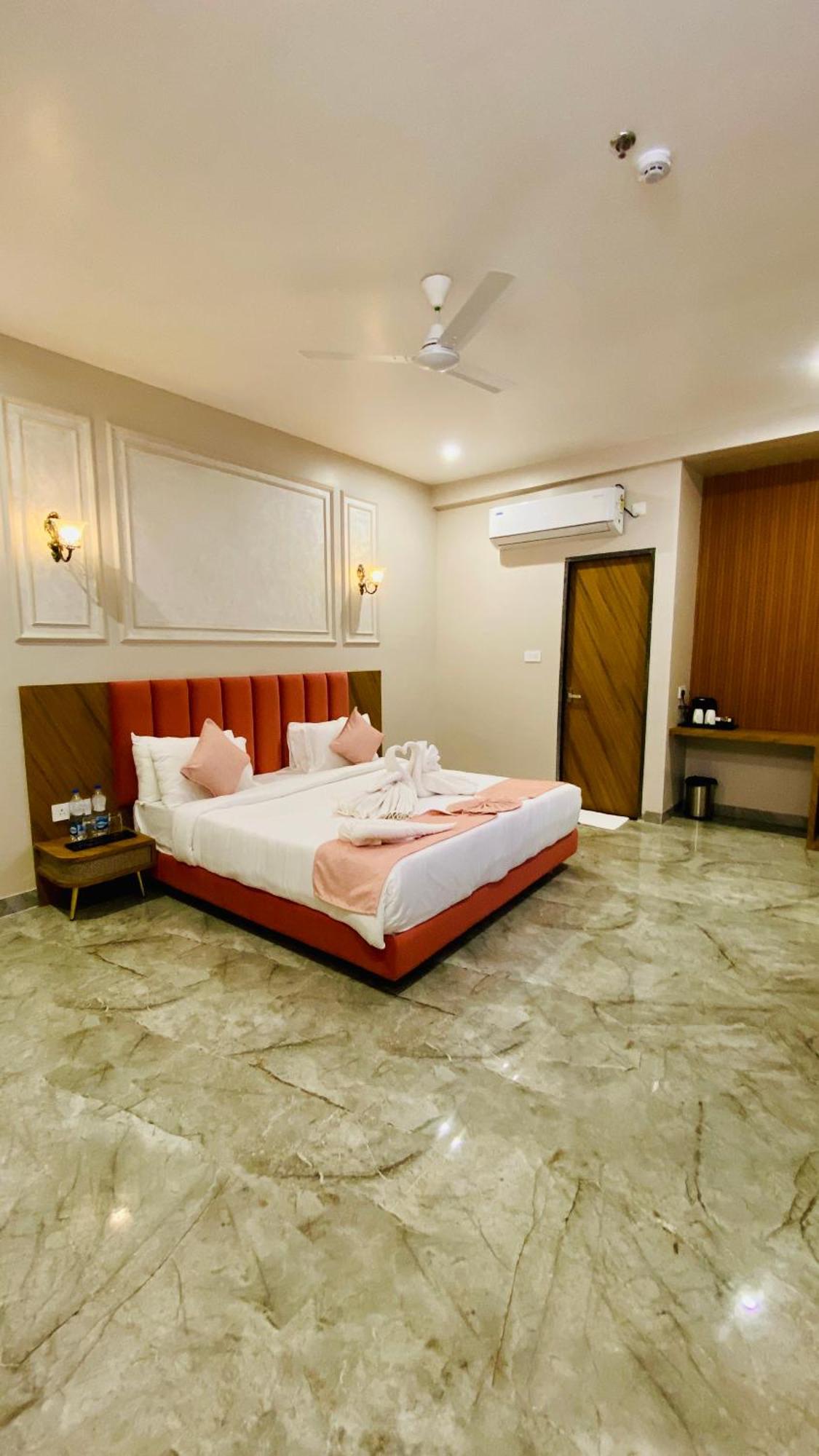 Anantara Club And Resort, Ujjain Zimmer foto